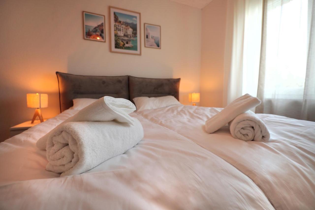 Goldhouse - Sauna, Whirlpool, Switch, Darts & Mehr Andernach Eksteriør billede